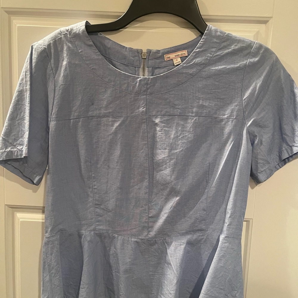 Gap chambray peplum top with zipper detail